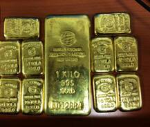 Delhi: Woman hids 2 kg gold in her underwear, gets caught at airport