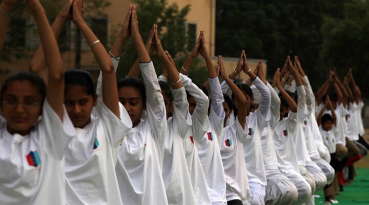 Mumbai: Yoga to become mandatory in all civic schools? Mumbai: Yoga to become mandatory in all civic schools?