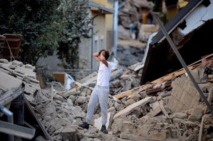 Italy Earthquake In Pictures: 6.2 Magnitude Quake Levelled Entire Towns Italy Earthquake In Pictures: 6.2 Magnitude Quake Levelled Entire Towns