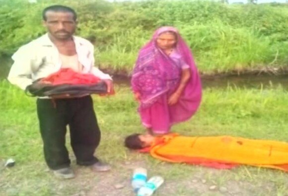 Humanity ashamed: Woman dies in moving MP bus, driver leaves family in the middle of jungle Humanity ashamed: Woman dies in moving MP bus, driver leaves family in the middle of jungle