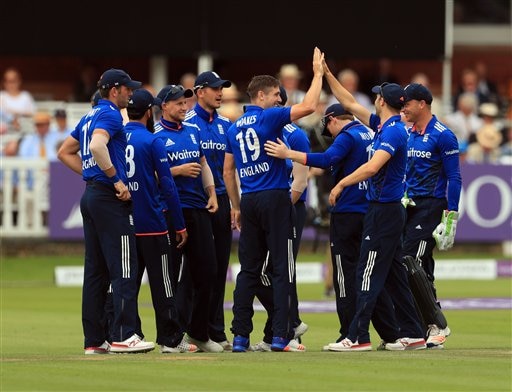 England Smash BIGGEST ODI Record At Trent Bridge Pakistan England Smash BIGGEST ODI Record At Trent Bridge Pakistan