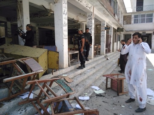 10 Dead, 40 Injured In blast in Pakistan's Mardan 10 Dead, 40 Injured In blast in Pakistan's Mardan