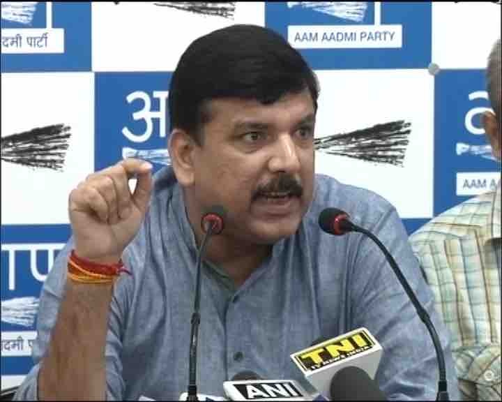 AAP's Sanjay Singh attacked during road show  AAP's Sanjay Singh attacked during road show