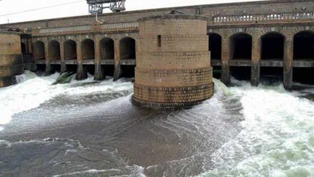 Karnataka defers water release to Tamil Nadu, Siddaramaiah ready to bear brunt Karnataka defers water release to Tamil Nadu, Siddaramaiah ready to bear brunt