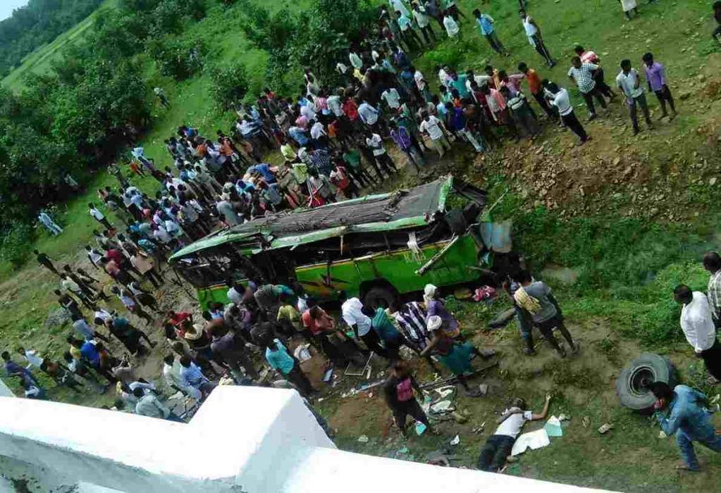 16 killed, 30 injured in bus accident in Odisha