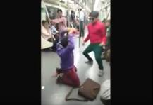 Viral video: Two students dance on Delhi Metro