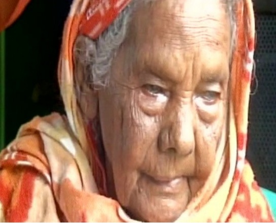 105-year-old Kunwar Bai made 'Swachh Bharat Abhiyan' mascot 105-year-old Kunwar Bai made 'Swachh Bharat Abhiyan' mascot