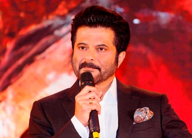 Anil Kapoor gets emotional at music launch of 'Mirzya' Anil Kapoor gets emotional at music launch of 'Mirzya'