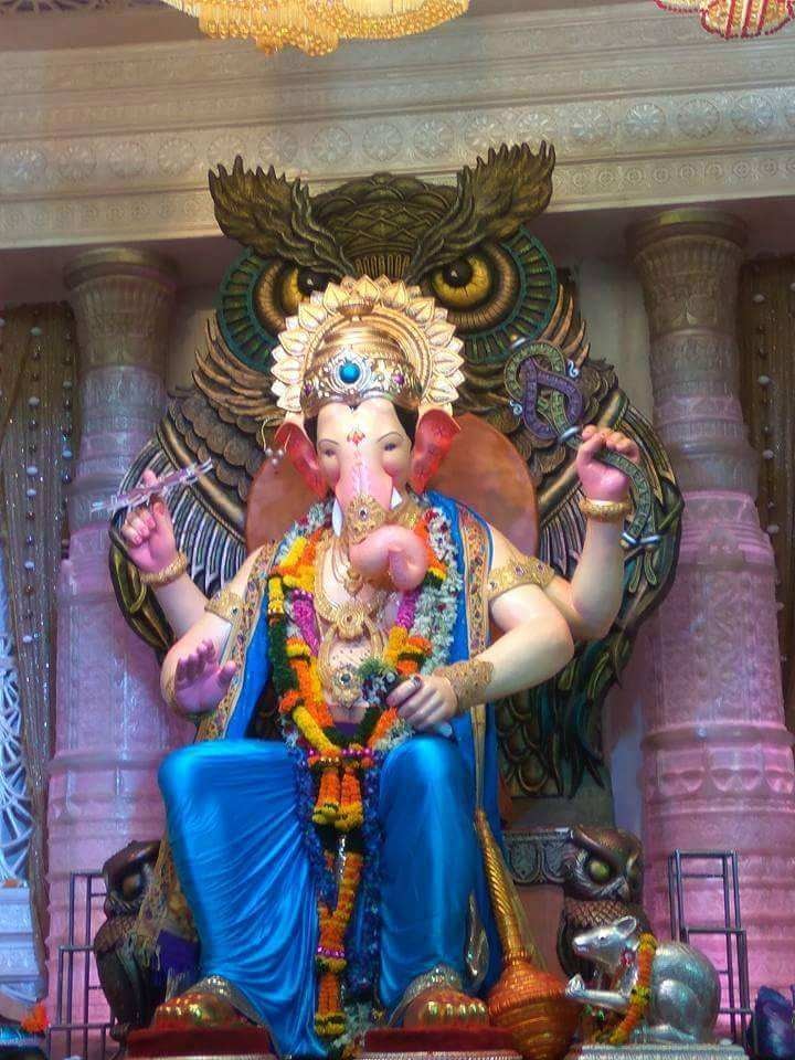 Maharashtra bids adieu to Lord Ganesh after 11 days Maharashtra bids adieu to Lord Ganesh after 11 days