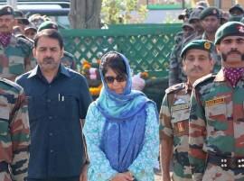 Resignation hints turmoil, challenge for Mehbooba Resignation hints turmoil, challenge for Mehbooba