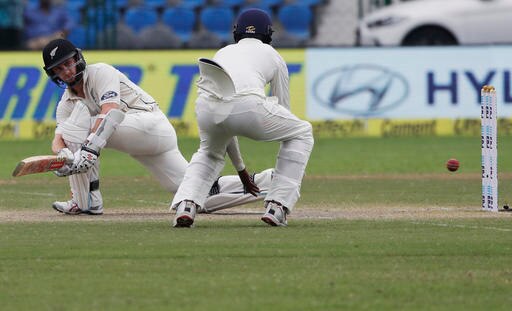 LIVE CRICKET SCORE INDIA vs NEW ZEALAND 1ST TEST DAY 2 GREEN PARK KANPUR LIVE CRICKET SCORE INDIA vs NEW ZEALAND 1ST TEST DAY 2 GREEN PARK KANPUR