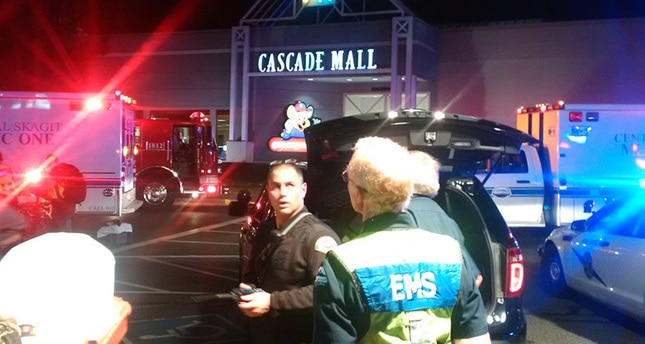 Shooting at Washington mall, 4 killed Shooting at Washington mall, 4 killed