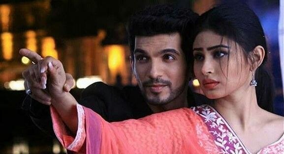 WHOAA! Arjun Bijlani is BACK NAAGIN 2 WHOAA! Arjun Bijlani is BACK NAAGIN 2