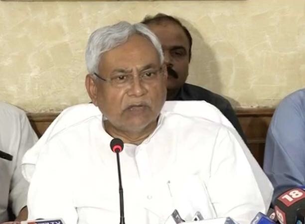 Bihar: Day after HC scrapped booze ban, Nitish introduces new liquor policy in state Bihar: Day after HC scrapped booze ban, Nitish introduces new liquor policy in state