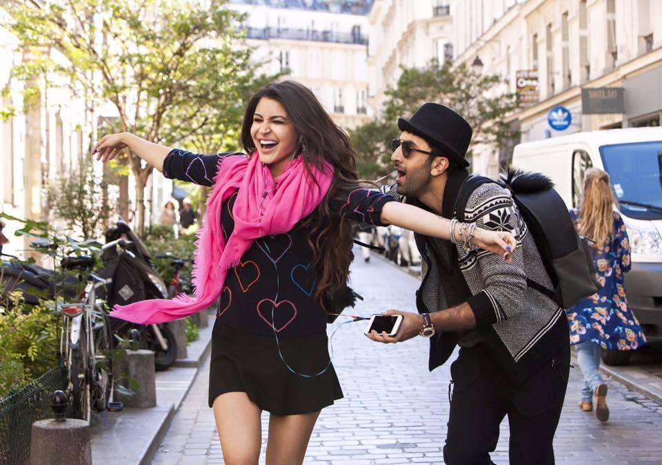 Anushka in ae clearance dil hai mushkil dresses