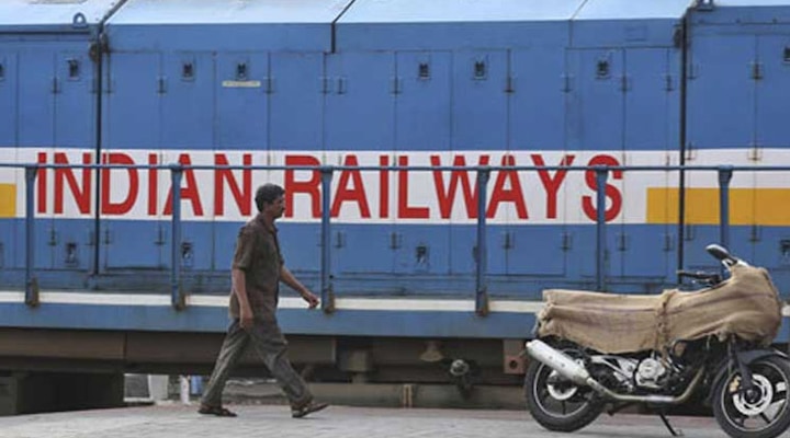Demonetisation: Railways waives off service tax for booking online tickets Demonetisation: Railways waives off service tax for booking online tickets