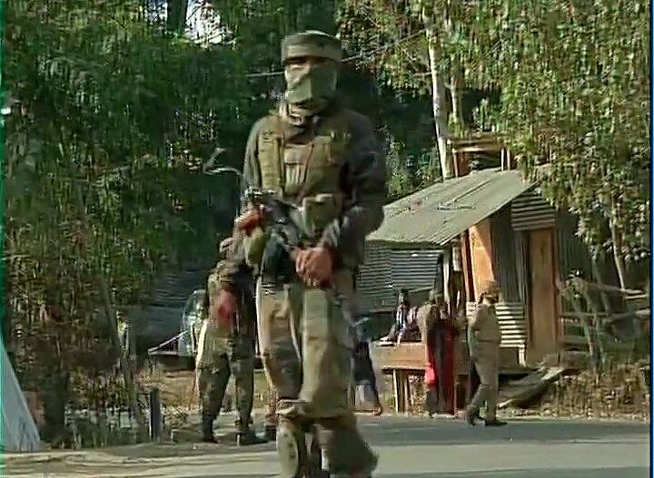 Terrorists attack 30 Rashtriya Rifles camp in Handwara, J&K Terrorists attack 30 Rashtriya Rifles camp in Handwara, J&K