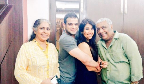 Karan Patel's real-life mother-in-law enters 'Yeh Hai Mohabbatein' Karan Patel's real-life mother-in-law enters 'Yeh Hai Mohabbatein'