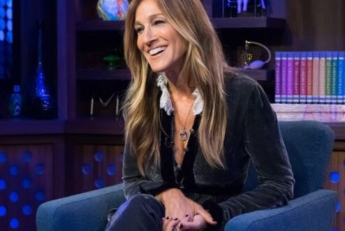 Sarah Jessica Parker rips her dress on live TV Sarah Jessica Parker rips her dress on live TV