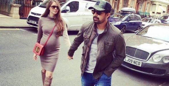 AWWDORABLE: Ranvijay Singh’s wife flaunts her BABY BUMP AWWDORABLE: Ranvijay Singh’s wife flaunts her BABY BUMP