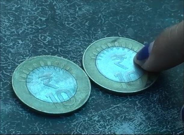 Two arrested for making counterfeit coins Two arrested for making counterfeit coins