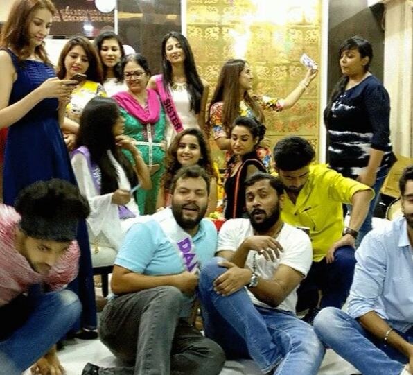 These pictures of Shweta Tiwari's baby shower are too cute to miss! These pictures of Shweta Tiwari's baby shower are too cute to miss!