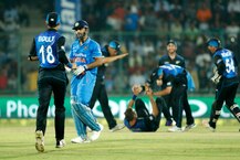 2nd ODI: MS Dhoni flops as India lose to New Zealand by six runs