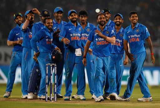 India thrash New Zealand by 190 runs to clinch series 3-2; Amit Mishra clinches 5 for 18 India thrash New Zealand by 190 runs to clinch series 3-2; Amit Mishra clinches 5 for 18