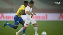 ISL: Delhi Dynamos beat Kerala Blasters to move on top