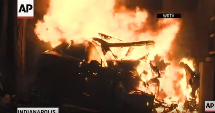 Wacth Video: Tesla Car explodes as fireballs after accident in Indianapolis Wacth Video: Tesla Car explodes as fireballs after accident in Indianapolis