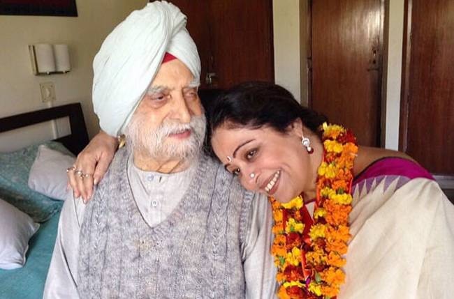 Kirron Kher's father passes away Kirron Kher's father passes away