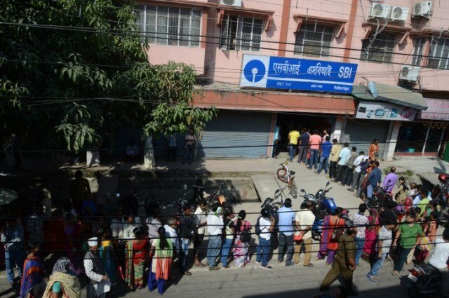 Demonetisation: 73-year-old man standing in queue to exchange old notes dies Demonetisation: 73-year-old man standing in queue to exchange old notes dies