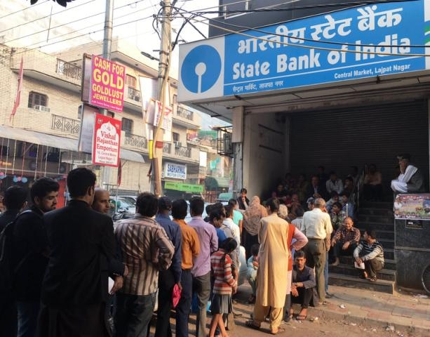 Notes ban: 2 dead in less than 24 hours while standing in queue to take out cash from ATM Notes ban: 2 dead in less than 24 hours while standing in queue to take out cash from ATM