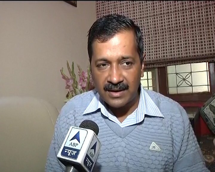 'Spineless' EC has surrendered to Modi: Arvind Kejriwal 'Spineless' EC has surrendered to Modi: Arvind Kejriwal