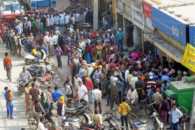 Cash chaos escalates as banks remain closed today on account of Gurpurb Cash chaos escalates as banks remain closed today on account of Gurpurb