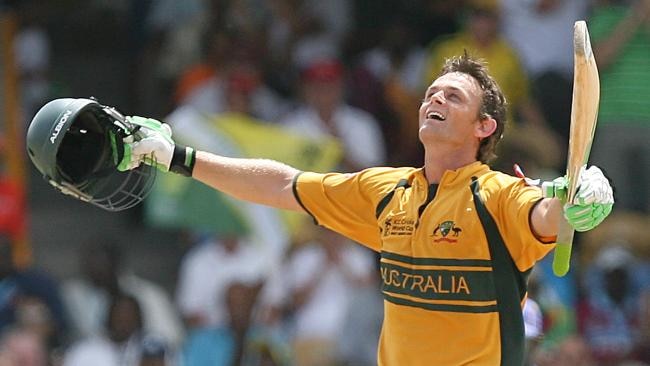 Tendulkar, Sehwag wish Adam Gilchrist as he turns 45 Tendulkar, Sehwag wish Adam Gilchrist as he turns 45