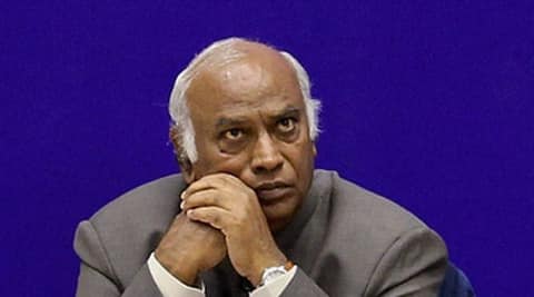 Demonetisation: Cong wants debate under Rule 56, BJP wants 'positive debate' Demonetisation: Cong wants debate under Rule 56, BJP wants 'positive debate'