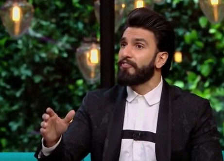 Ranveer Singh’s reply to SRK’s ‘padded underwear’ comment can’t be more HILARIOUS! Ranveer Singh’s reply to SRK’s ‘padded underwear’ comment can’t be more HILARIOUS!