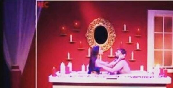 597px x 303px - BIGG BOSS 10: OMG! Bani and Gaurav get INTIMATE in a BATHTUB