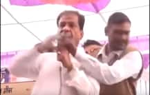 Demonetisation: BSP leader heaps praises on PM Modi during party rally, gets his mike snatched