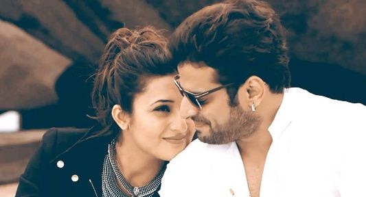 Happy Birthday Karan Patel: This is how reel wife Divyanka wished the actor on his special day!  Happy Birthday Karan Patel: This is how reel wife Divyanka wished the actor on his special day!