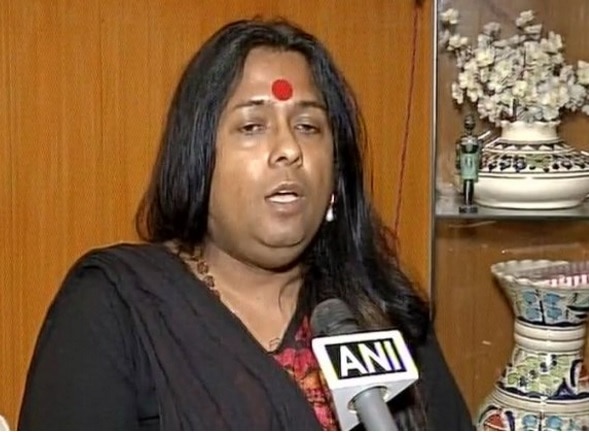Angst after transgender misbehaved with in Kolkata bank Angst after transgender misbehaved with in Kolkata bank