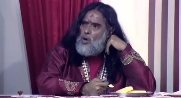 BIGG BOSS 10: Swami Om TARGETS Rohan’s family