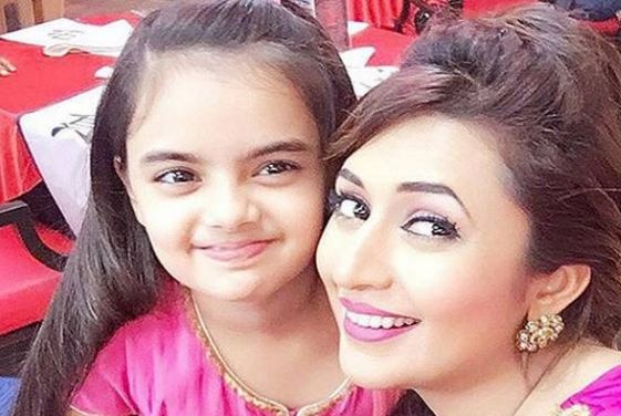 Yeh Hai Mohabbatein: Pihu to accept Ishita as her mother, calls her 'Ishimaa' Yeh Hai Mohabbatein: Pihu to accept Ishita as her mother, calls her 'Ishimaa'