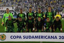 Plane carrying 72 brazilian soccer team players crashes in Colombia