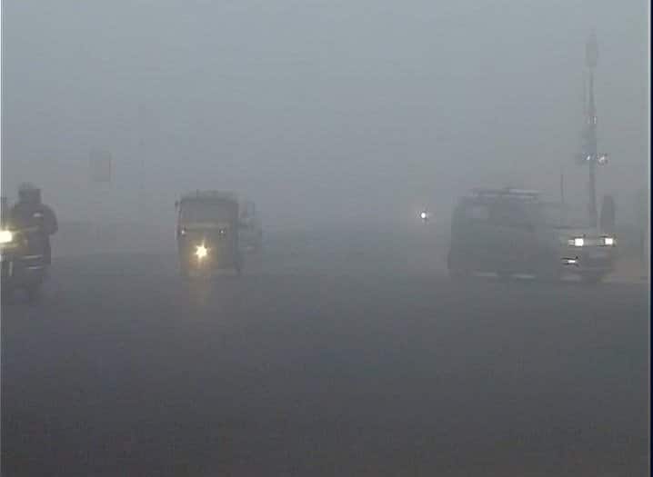 Fog disrupts flight, train services in the national capital Fog disrupts flight, train services in the national capital