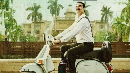 Akshay Kumar unveils teaser poster of 'Jolly LLB 2' Akshay Kumar unveils teaser poster of 'Jolly LLB 2'