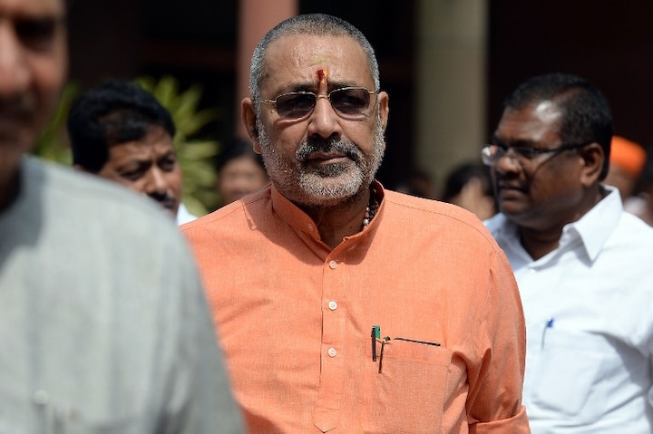 Union Minister Giriraj Singh advocates 'nasbandi' after 'notebandi' to ensure population control Union Minister Giriraj Singh advocates 'nasbandi' after 'notebandi' to ensure population control