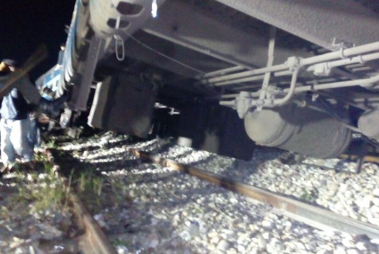 West Bengal: 2 coaches of Capital Express derail, 10 injured