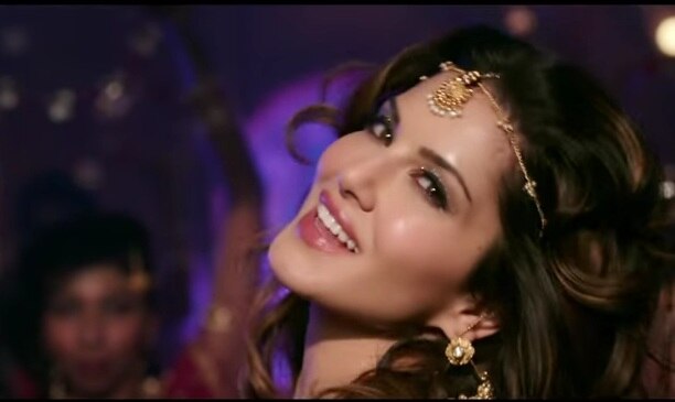 MISSED IT?: Did you notice Sunny Leone in 'Raees' trailer? Let us help you spot her! MISSED IT?: Did you notice Sunny Leone in 'Raees' trailer? Let us help you spot her!